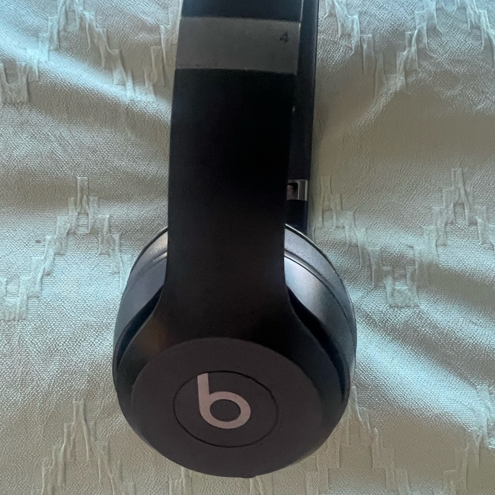 Beats Solo 4 Headphones